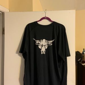 Under armor shirt xxl